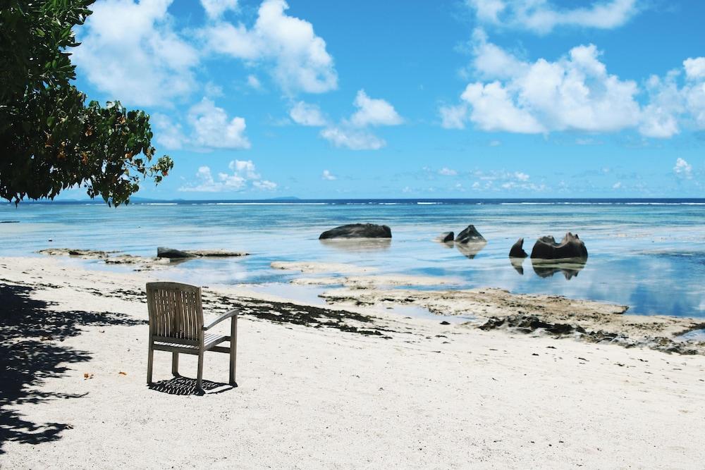 Crown Beach Hotel Seychelles Pointe Au Sel エクステリア 写真