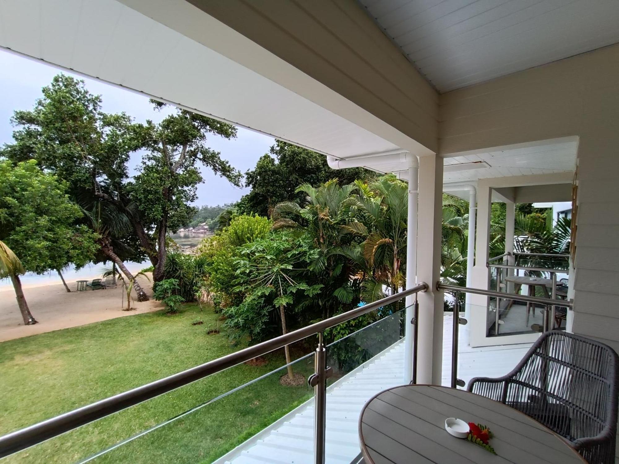 Crown Beach Hotel Seychelles Pointe Au Sel エクステリア 写真