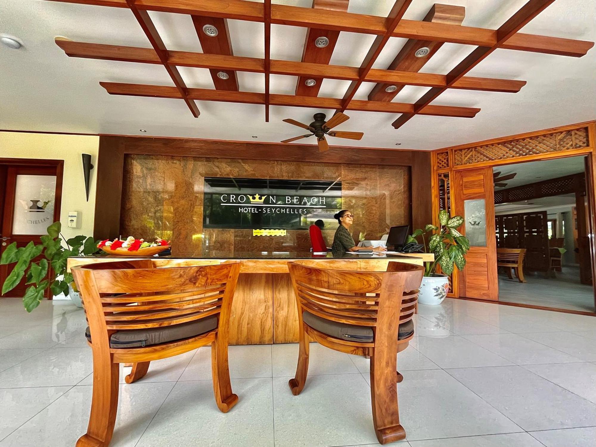 Crown Beach Hotel Seychelles Pointe Au Sel エクステリア 写真