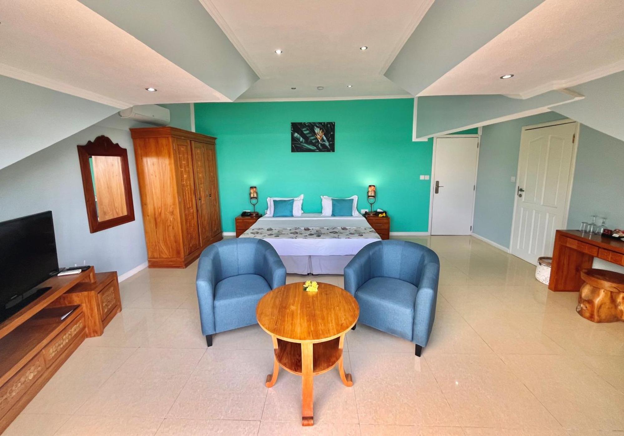 Crown Beach Hotel Seychelles Pointe Au Sel エクステリア 写真
