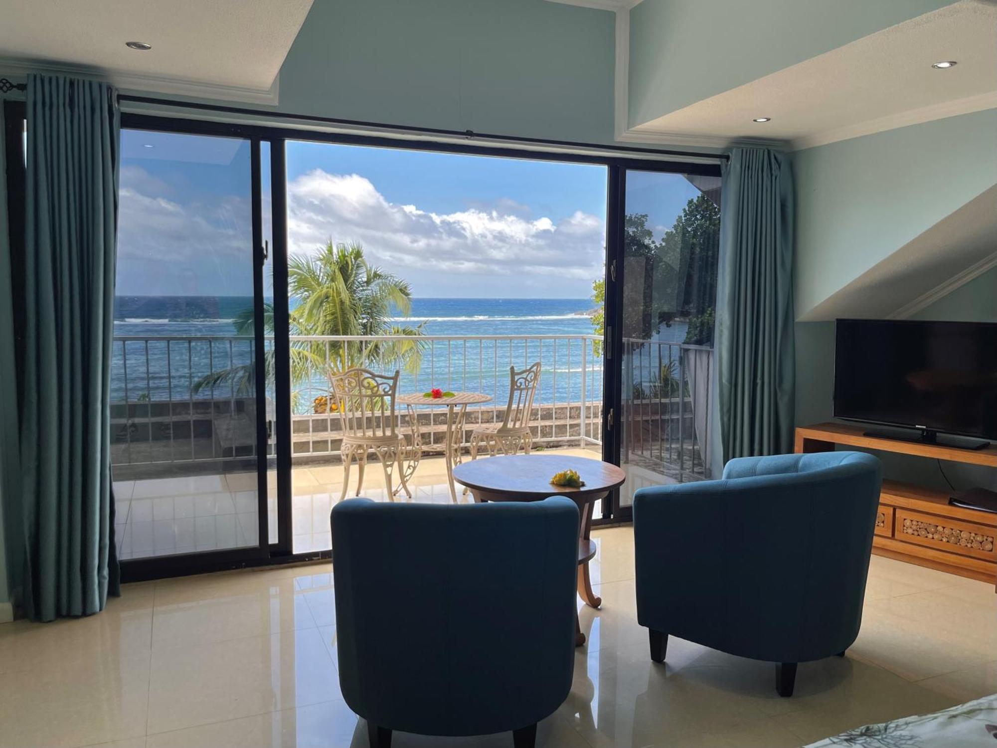 Crown Beach Hotel Seychelles Pointe Au Sel エクステリア 写真