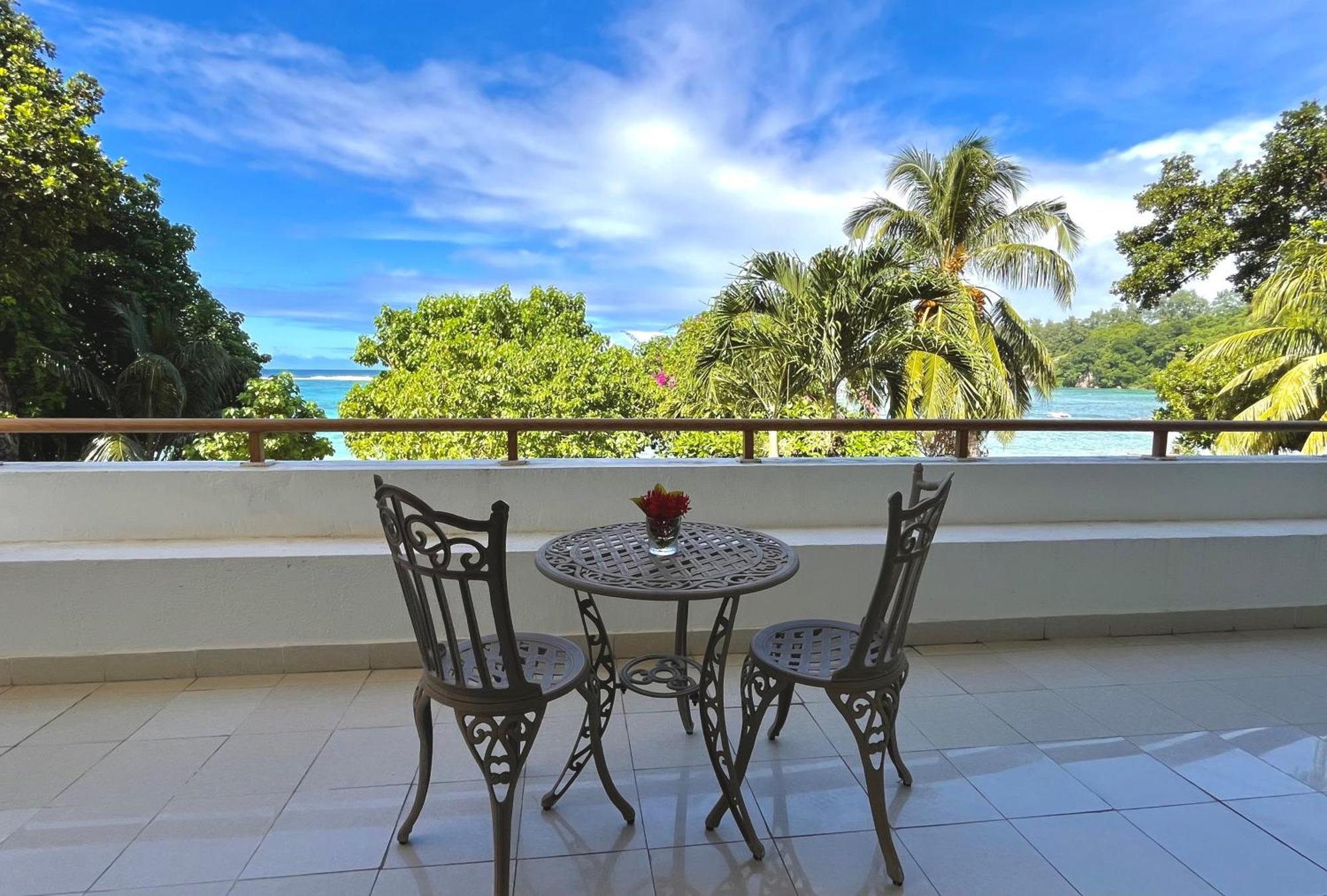 Crown Beach Hotel Seychelles Pointe Au Sel エクステリア 写真